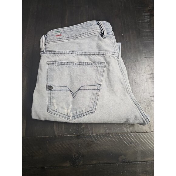 Diesel Basic Jeans Mens 33 Light Wash Straight Leg Button Fly Distressed(HL4) - Picture 12 of 13